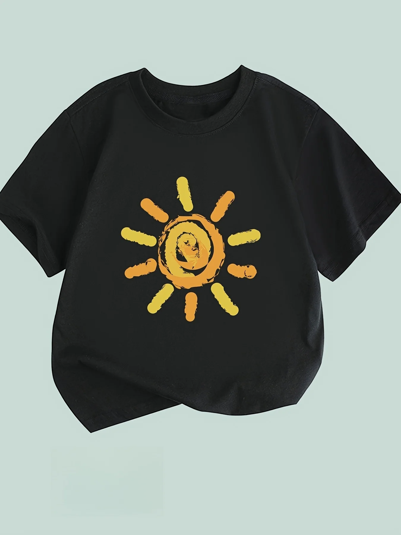 Oil painting style sun print short-sleeved T-shirt casual and simple style suitable for children's daily wear and going out