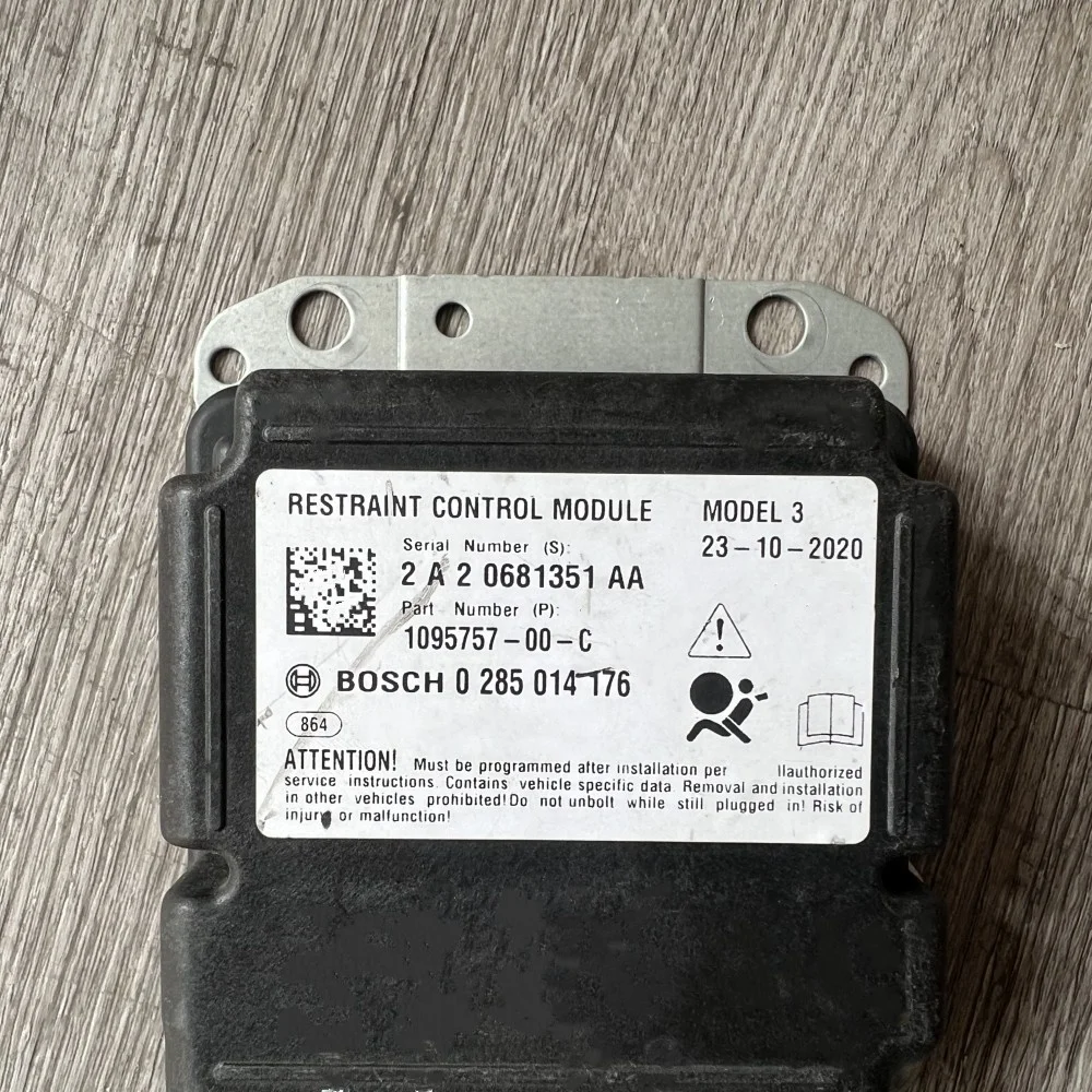 Hot Sale Model 3 Restraint Control Module 1095757-00-C