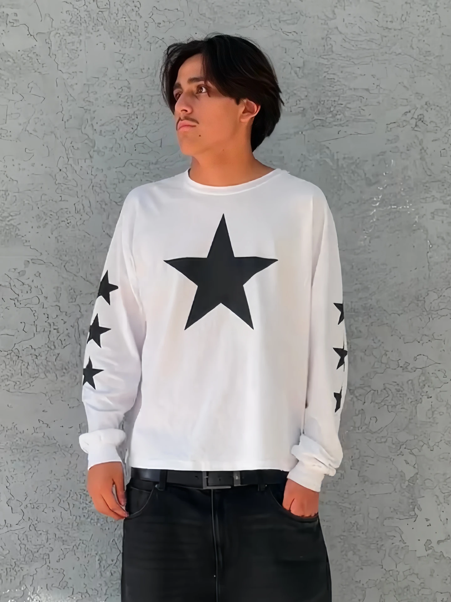 

Kanye West American Style Loose Fit Long Sleeve T-Shirt with Mask Five Pointed Star Print Unisex Casual Top for Youth And Adults