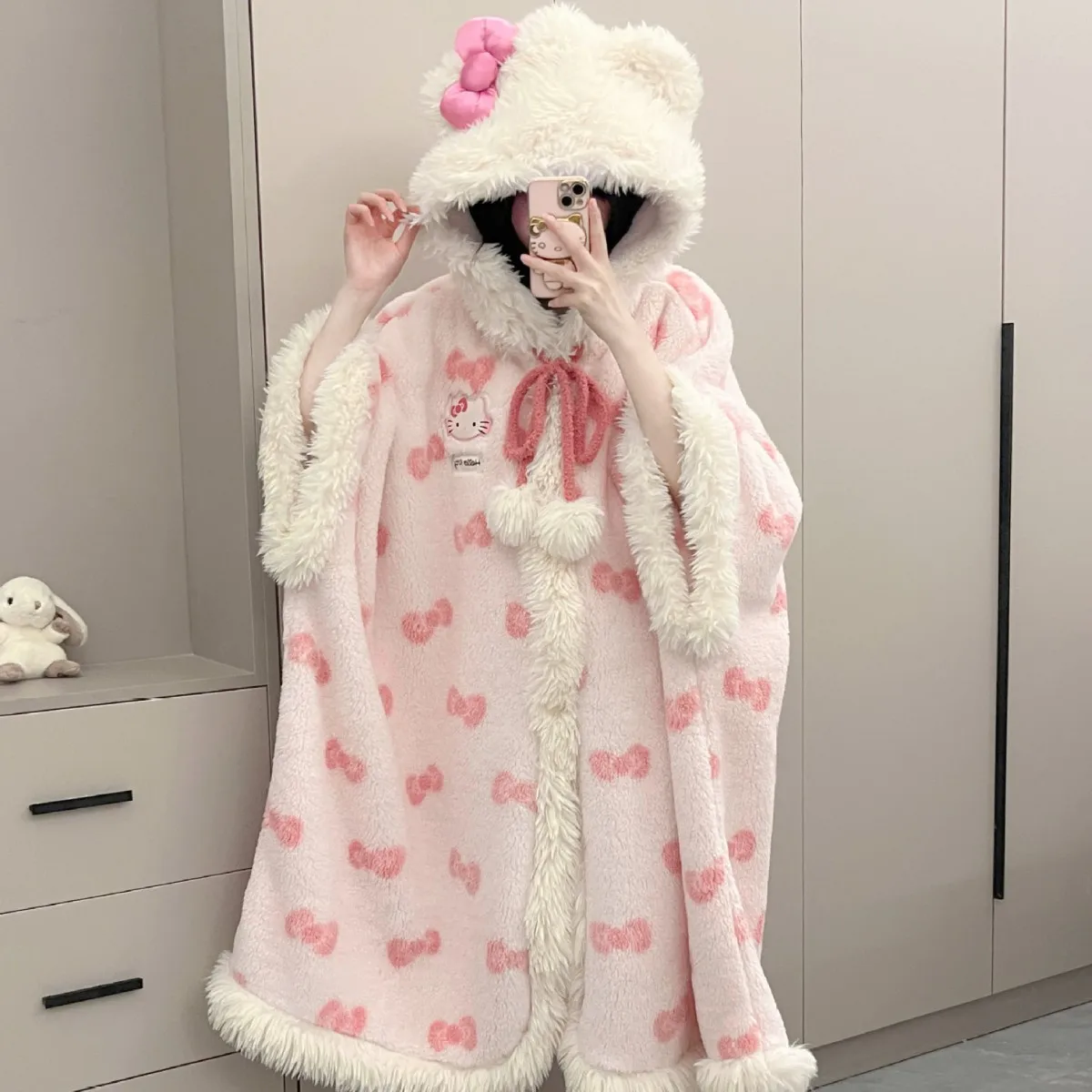 Sanrio Hello Kitty Girls Pajamas Robes Winter Warmth Coral Velvet Women\'s Home Clothes Cape Set Home Clothes Holiday Gifts