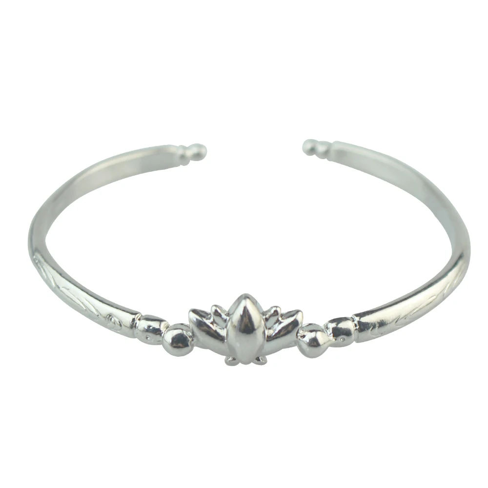 Anime Character Frieren Mirror Lotus Bracelet Metal Cosplay Props Lotus Pattern Accessories Unisex Couple Gifts