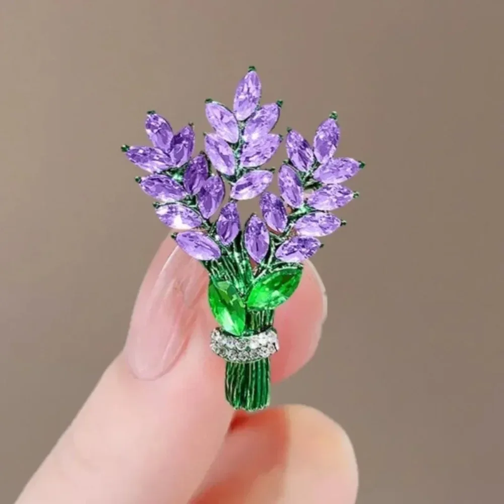 Exquisite Purple Lavender Brooch Women's Brooches Crystal Rhinestone Bouquet Pins Clothing Coat Luxury Jewelry Girl Gift