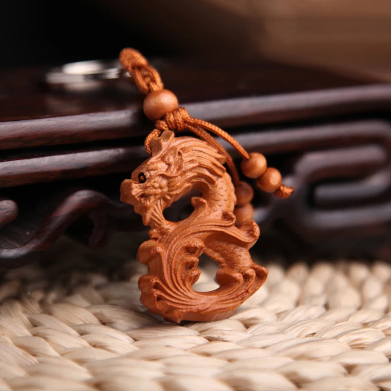 Chinese Style Keychain Peach Wood Zodiac Dragon Keychain Wood Carving Pendant Car Key Backpack Decoration Good Luck Amulet