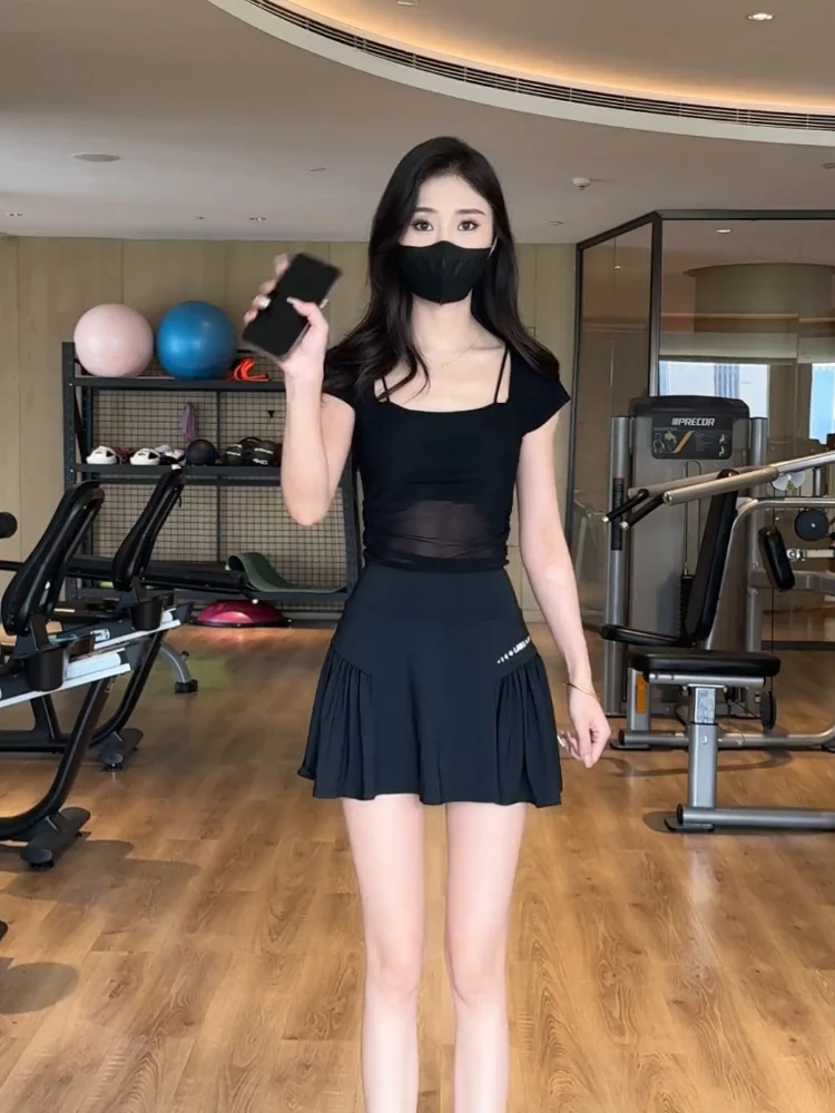 ensemble-de-yoga-et-de-fitness-pour-femmes-ete-nouveau-respirant-doux-pour-la-peau-manches-courtes-jupe-courte-ensemble-deux-pieces