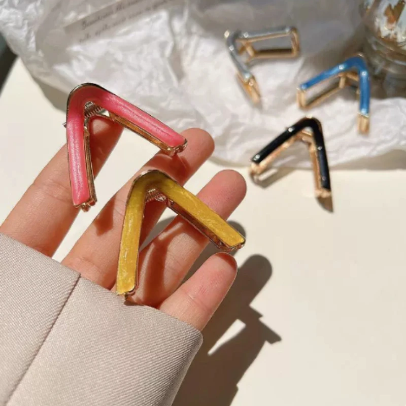 1PC V-shaped Hair Clip Mini Claw Golden Color Metal Small Hair Clips High Ponytail Ornament Korean Popular Headwears Fashionable