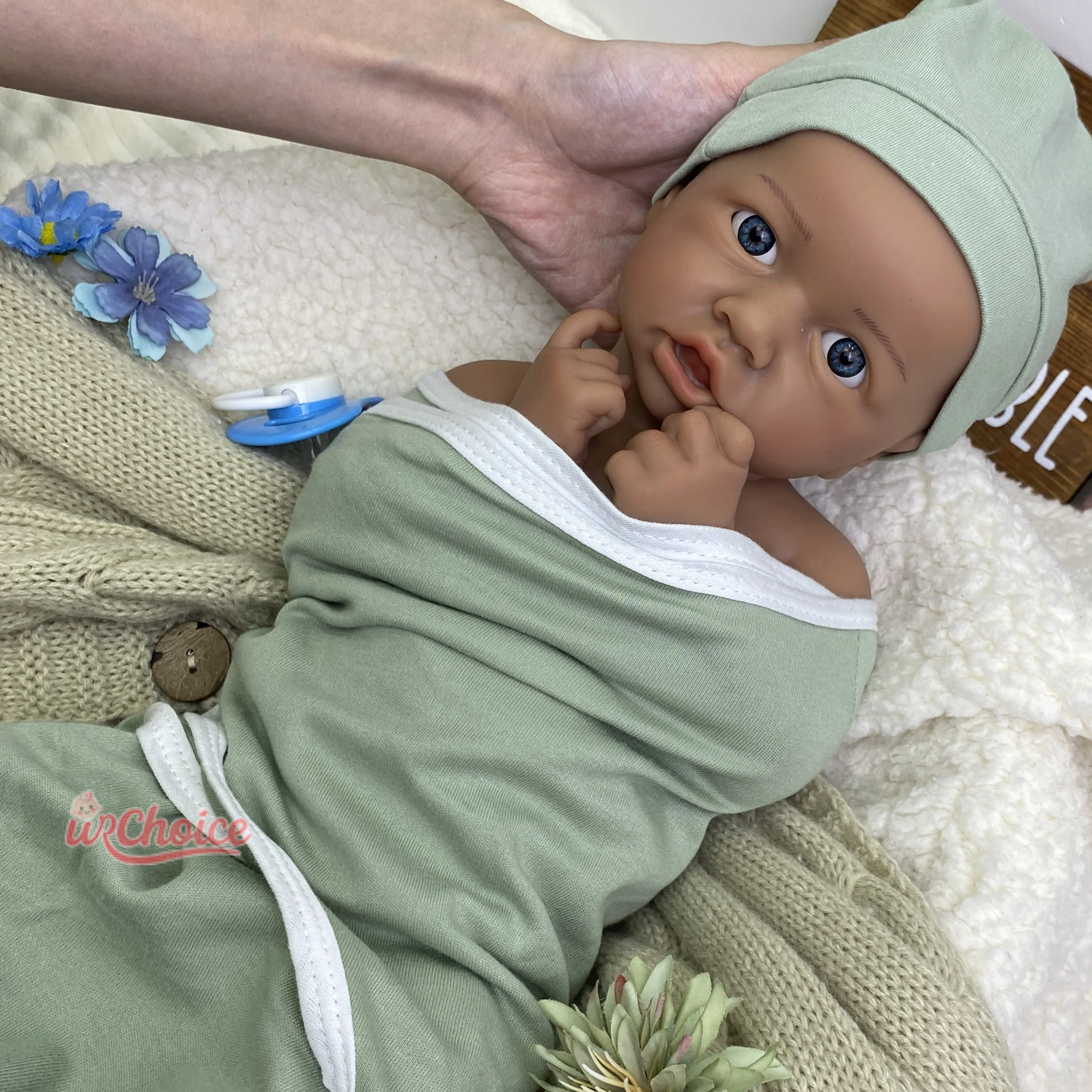 ตุ๊กตาซิลิโคนรีบอร์น Saskia ผิวสีเข้ม เหมือนเด็กจริง น่ากอด พร้อมใบหน้าที่วาดด้วยมือ สำหรับเป็นเพื่อนเล่นเพื่อการบำบัด