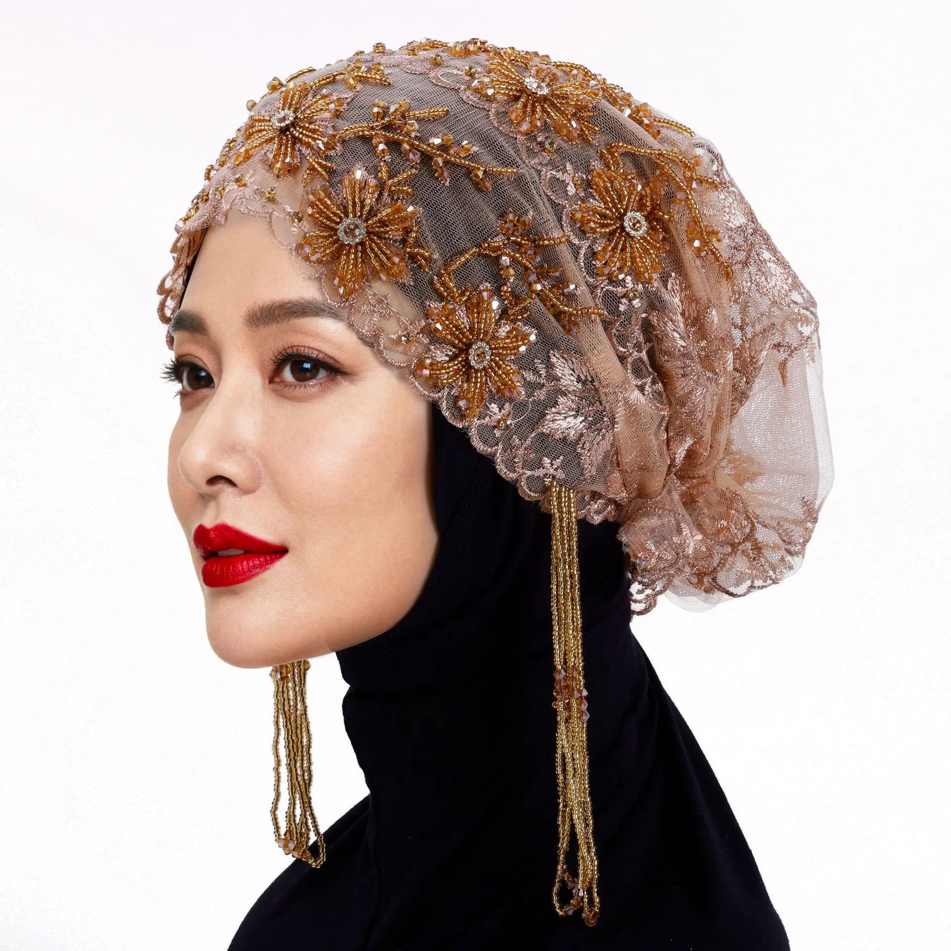 Di lusso Nappa Che Borda Ricamo Underscarf Musulmano Hijab Donne Fiore di Pizzo Turbante Cofano Cappello Interno Islam Berretti Perdita di Capelli Wrap