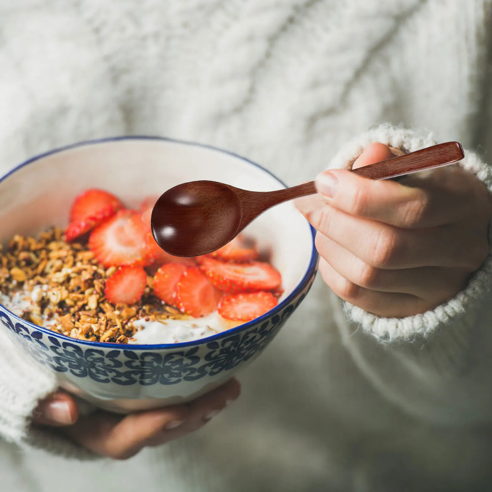 

2Pcs Large Wood Spoons Elegant Design Ergonomic Handle Heat Insulation Serving Salad Rice Soup Stirring Food Spoon