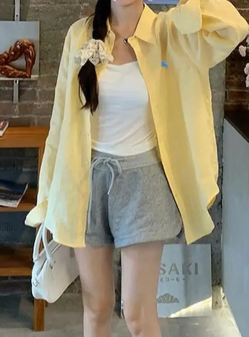 

Высококачественная однотонная женская рубашка с длинными рукавами, стильная женская одежда для отдыха и отпуска, осень-зима 2025 г.