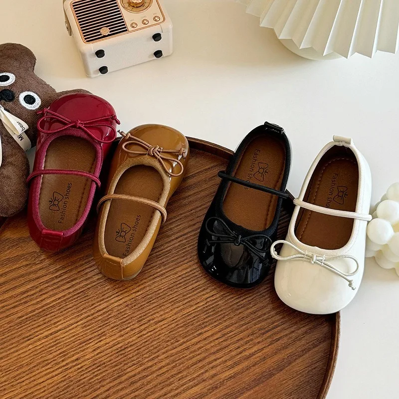 

Girl Princess Shoe 2025 Autumn New Shallow Mouth Kids Leather Shoes Fashionable Versatile Soft Sole Girls Casual Shoes Zapatos