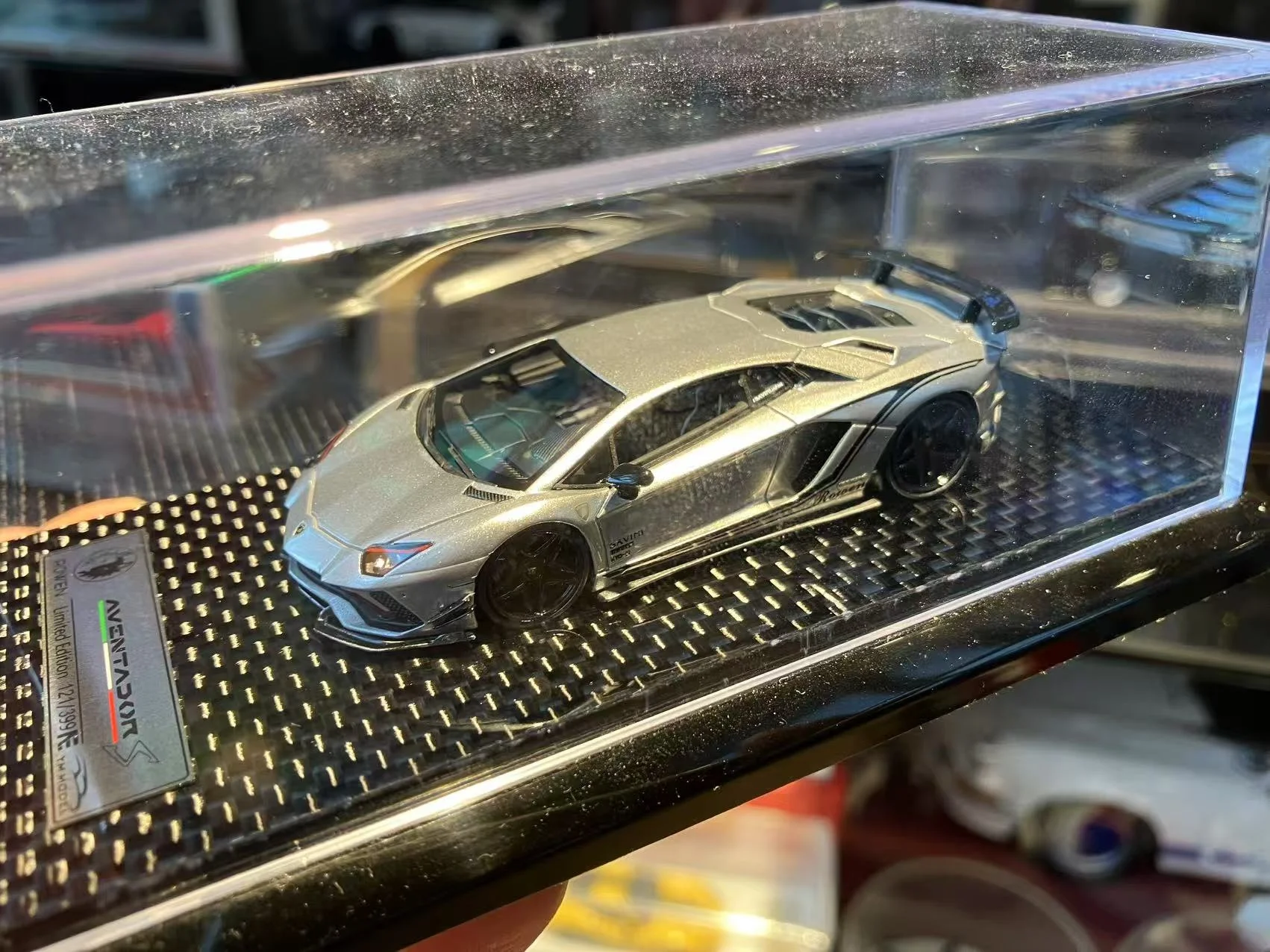 

1/64 YM MODEL ROWEN AVENTADOR S WHITE RESIN V.1 (RARE) Silver Model Car Collection Limited Edition