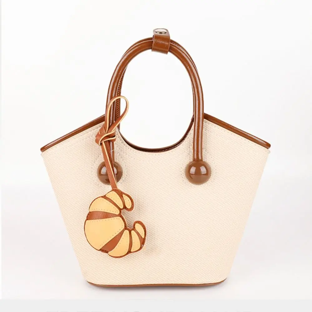 Trendy Hanger Pu Leather Croissant Pendant Ox Horn Fashion Pu Keychain Creative Bread Shaped Bag Charm Car Keyring