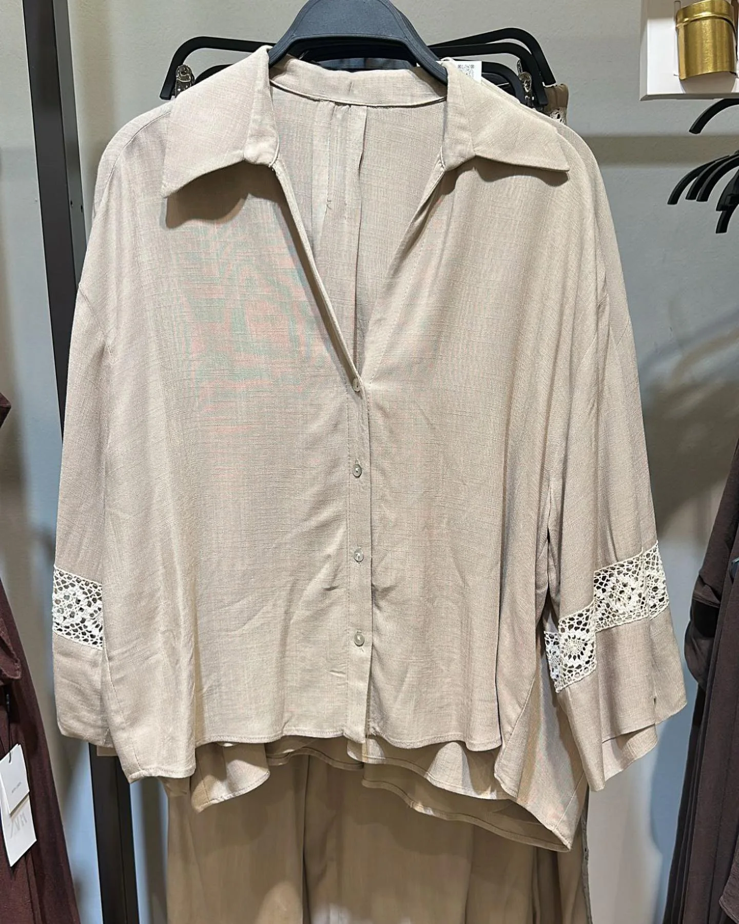 

Кружевной вязаный крючком лоскутный комплект из 2 предметов, женские однобортные блузки с длинными рукавами, новые летние повседневные модные свободные комплекты с широкими брюками