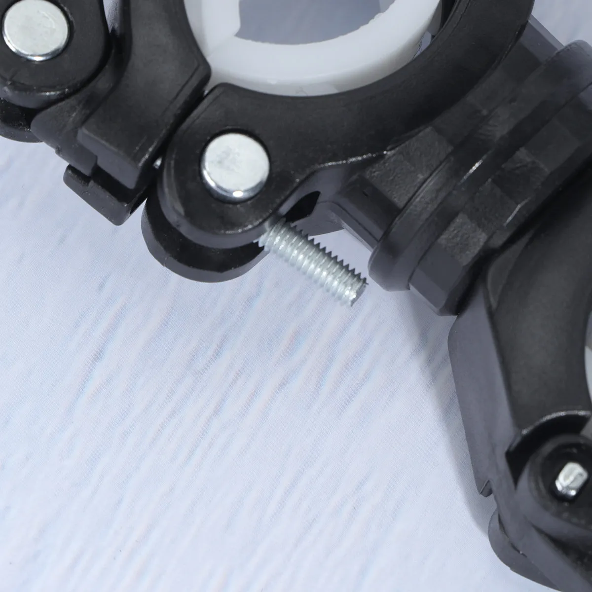 Bike Flashlight Bracket 360 Degree Rotatable Quick Release Holder Clamp for Electric Bicycle Motorcycle Torch Lamp Clip