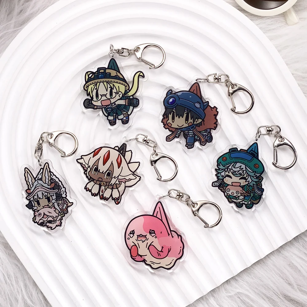 6PCS Llaveros de acrílico de anime Made in Abyss, accesorios creativos de dibujos animados para bolsos, bonitos colgantes para mochilas, regalos para amigos