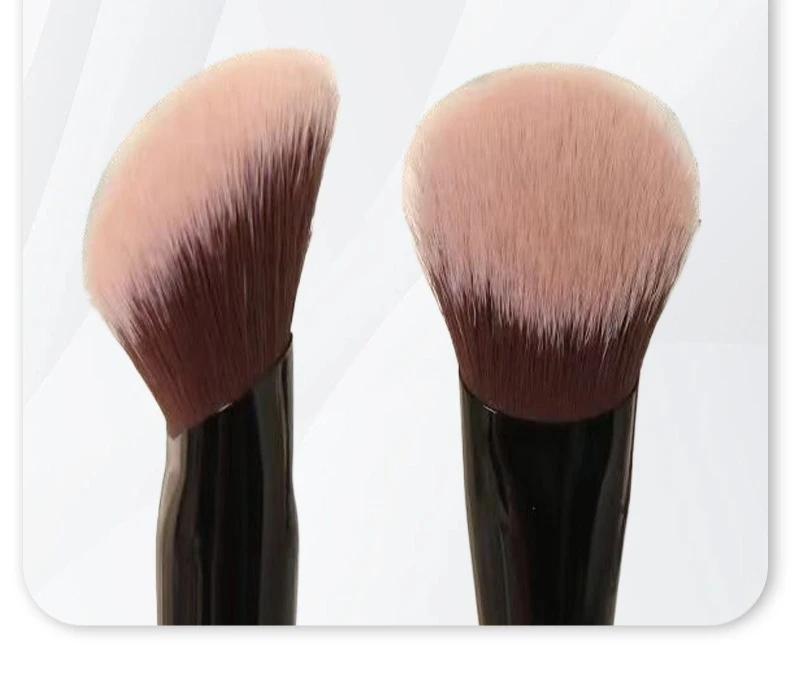 1 Stück Professioneller Weicher Schräger Rouge-Pinsel für Flüssiges Rouge, Creme, Konturierung und Puder Hochwertiges Rouge-Make-up-Tool – Detail 4