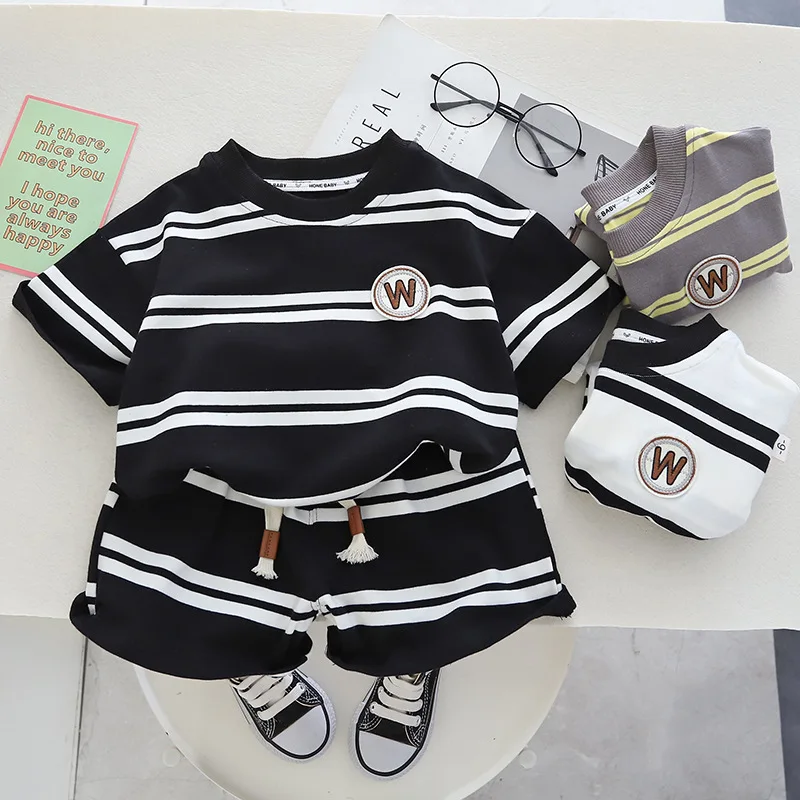 

Boys 2023 New Striped T-Shirt Color-Blocked Children's Sports Short Sleeve Shorts Two Piece Summer Set