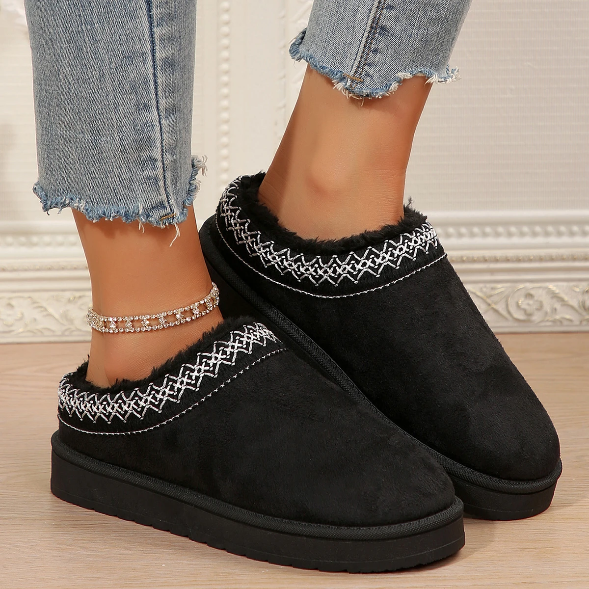 Women Slippers 2024 New Winter Cashmere Warm Snow Boots for Women Thick Soles Cotton Slippers Slides Women Zapatos De Mujer