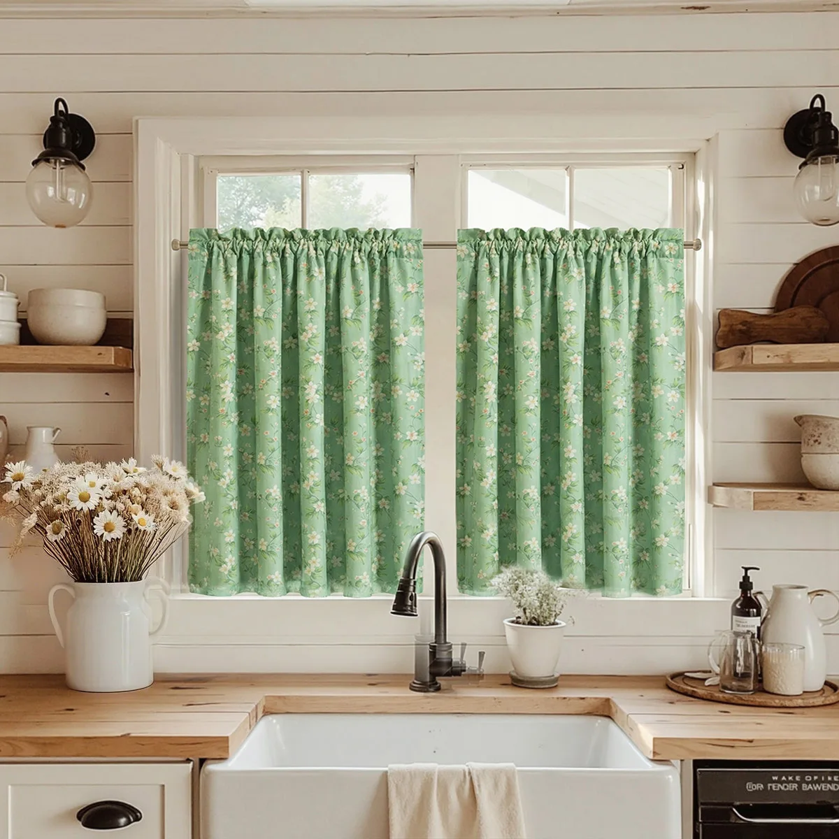 Juego de 2 piezas, cortinas opacas de cocina con estampado floral pequeño en verde primavera, cortinas cortas, hermoso diseño estampado, resistentes a la decoloración, exquisitos bolsillos para cortinas, fáciles de instalar, ligeras y suaves, forro con re