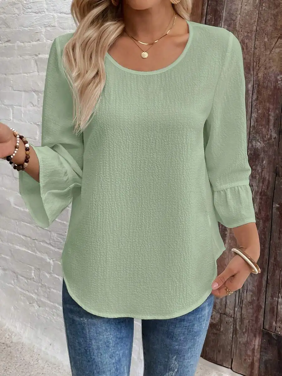 

EMERY ROSE Women's Mint Green Minimalist Casual Round Neck 3/4 Sleeve Top with Ruffle Cuffs