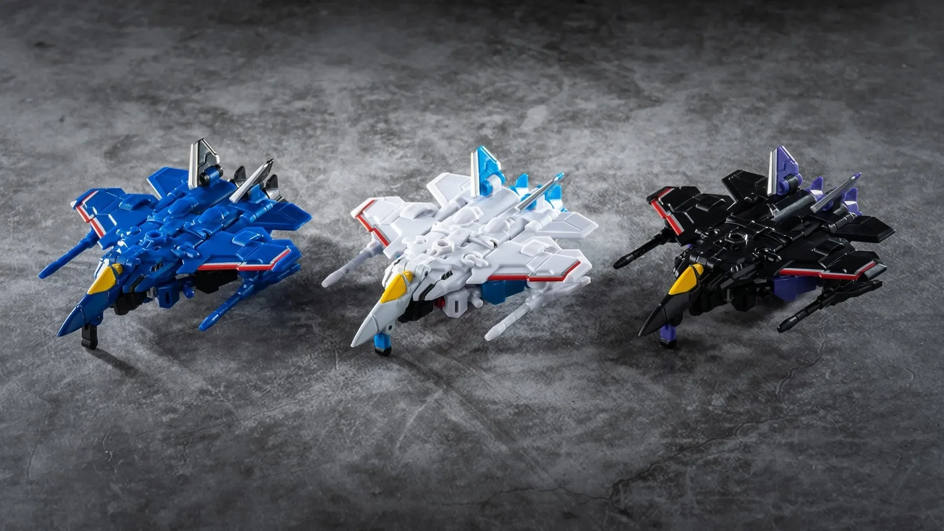 متوفر في المخزون مصنع الحديد التحول إذا EX-27G EX27G الجناح الحرس Starscream Thundercracker Skywarp عمل الشكل روبوت هدية لعبة