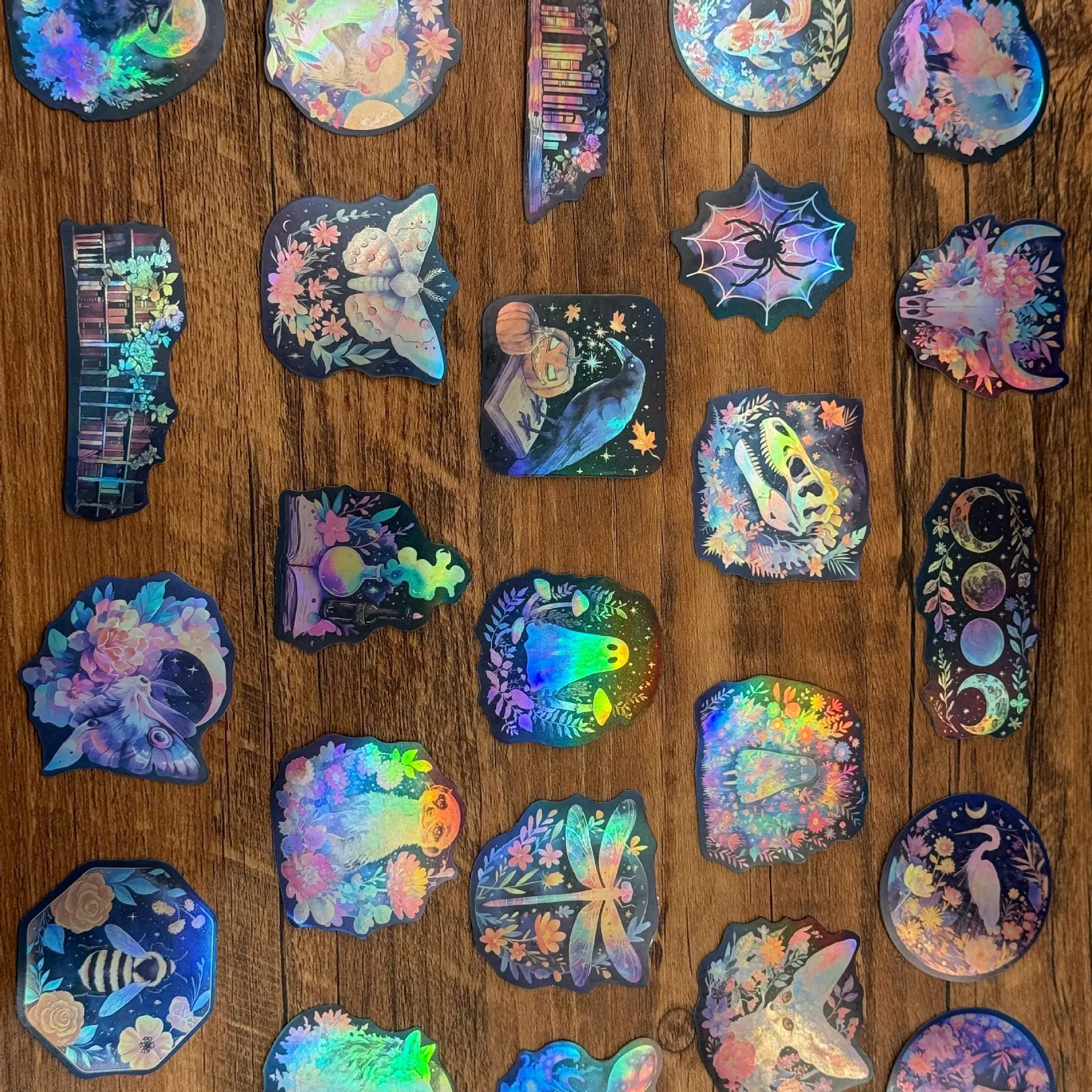 

10/30/50PCS Cute Laser Creative Creatures Cartoon Sticker DIY Decoration Waterproof Skateboard Notebook Graffiti Toy