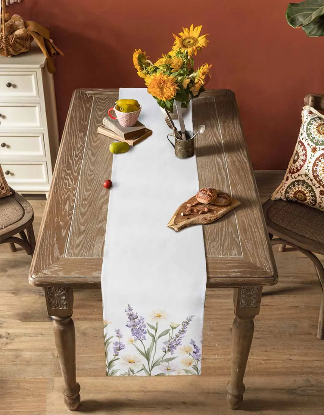 

Spring Purple Flower Table Runner Dining Table Decoration for Home Party Indoor