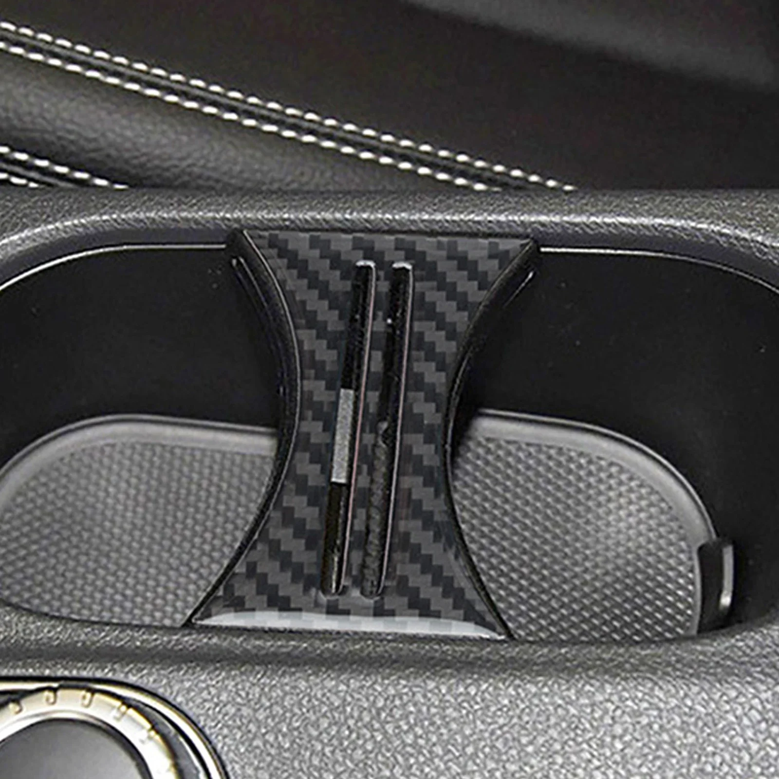 

For Benz A GLA CLA Class W176 X156 C117 2014 2015 2016 2017 Mercedes Carbon Fiber Interior Water Cup Holder Decor Covers Trim