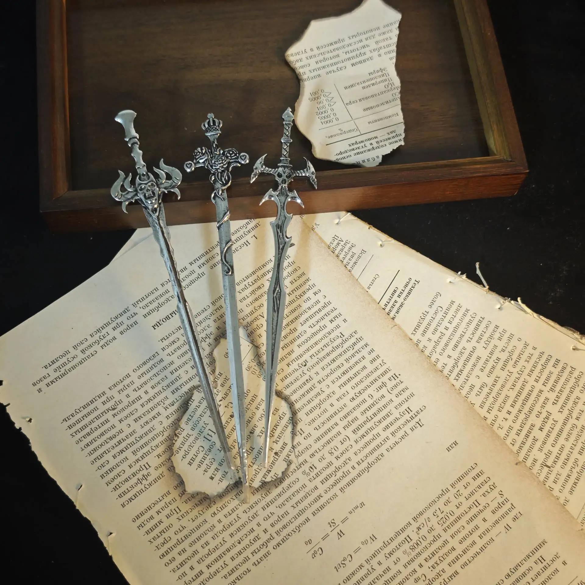 1pc Gothic Style Metal Sword Hairpin with Multiple Shapes Skeleton Knight Magic Elements Retro Punk Hot Selling Hair Accessories