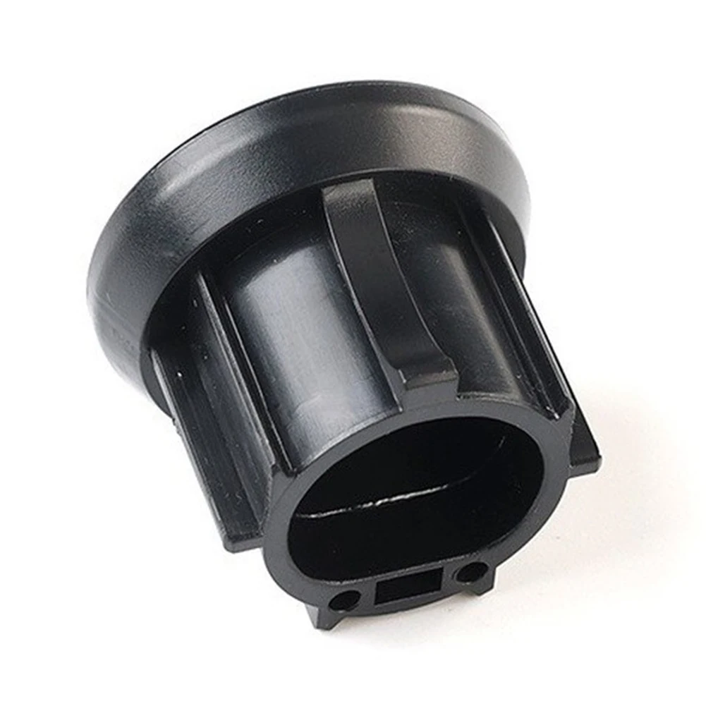 BC01 AC Male Connector 3-Pin for Solar Photovoltaic Grid-Tie Inverters IP68 Waterproof 25 Amp 1500 Volt Outdoor Use