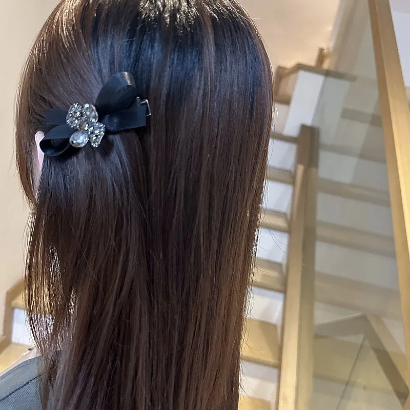 

Luxury Rhinestone Bow Hair Clip Side Hair Accessories for Women Forehead Bangs Barrettes Adult Temperament Duckbill Clip