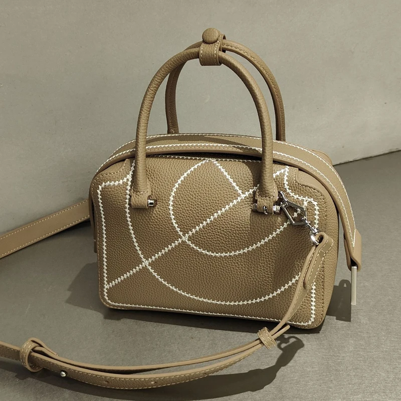 

Genuine Leather Bags For Women Luxury Designer Handbags Purses 2025 New In Cowhide Embroidery Thread Pattern Top Handle Shoulder