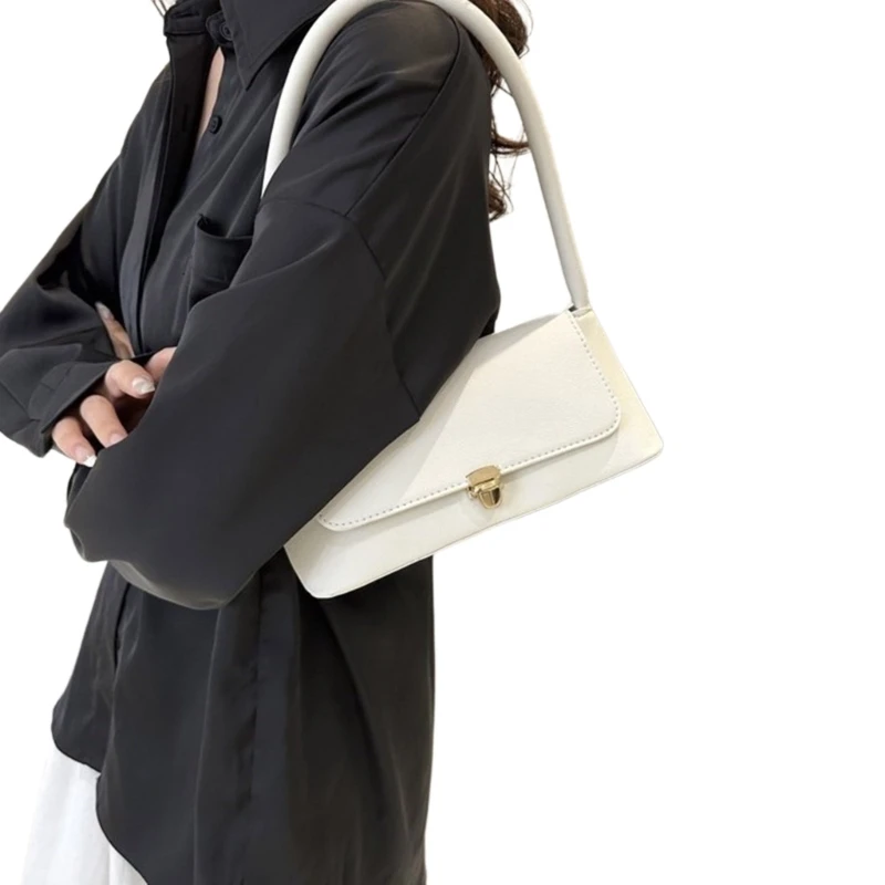 Trendy Handbag Stylish and Convenient Underarm Bag Suitable for Daily Use