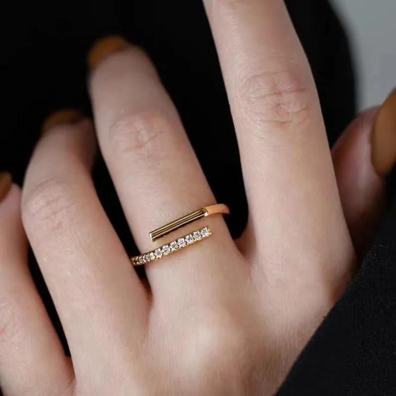

Кольцо с кристаллами в шахматном порядке, женский указательный палец, новинка 2023, корейский простой холодный ветер, прямые продажи