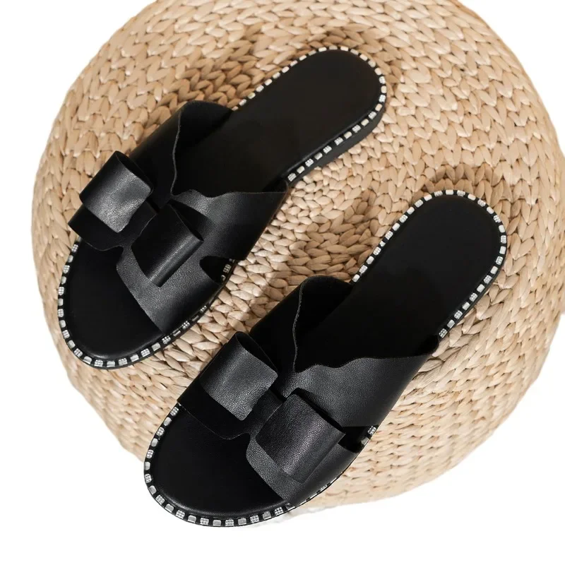 2024 Hete Verkoop Vrouwen Slipper Flat Met Antislip Strass Zomer Casual Comfortabele Effen Kleur Damesschoenen Plus Maat 36-43