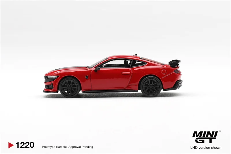 

(Предзаказ) Коллекционная модель автомобиля Ford Mustang Dark Horse Race Red LHD, масштаб 1:64, литая под давлением