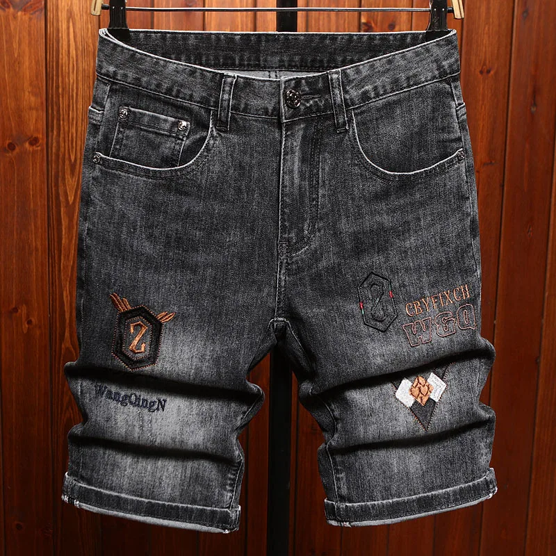 

High end embroidered printed denim shorts for men, light luxury, fashionable, slim fit, summer trend, five quarter pants