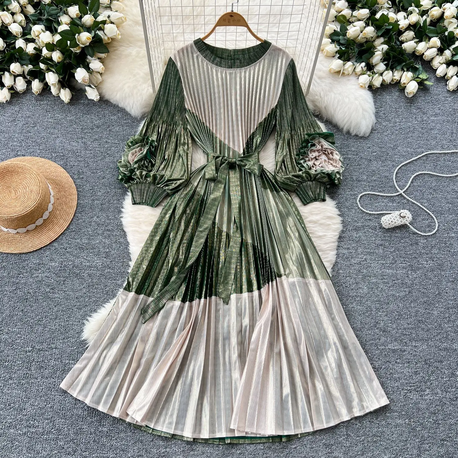 Miyake Pleated Dress Women's Retro Elegant Three-dimensional Flower Lantern Sleeve Waist Loose Pleated Long Dress 2025 New