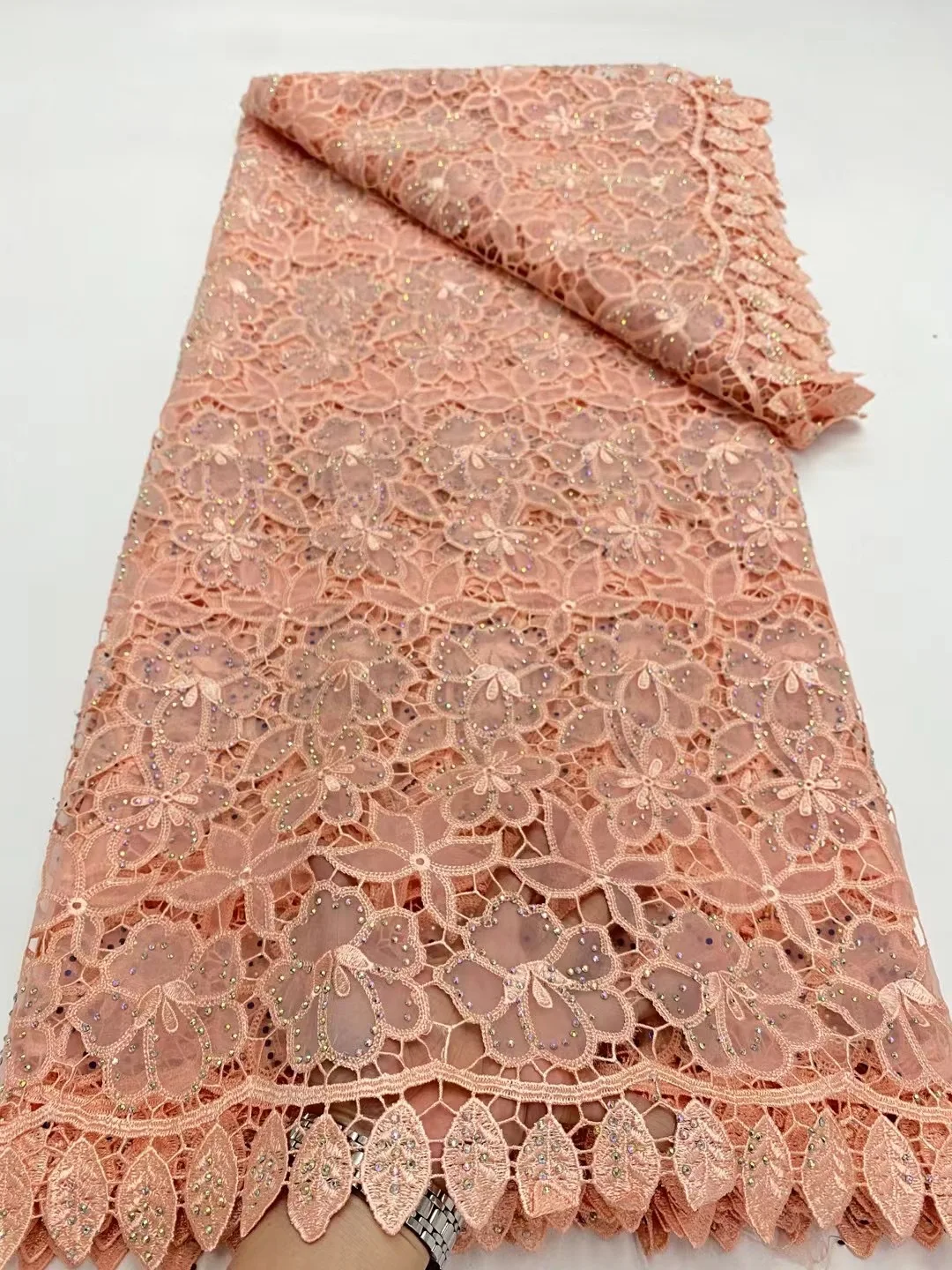 

Luxury African Guipure Cord Lace Fabric 2024 Nigerian French Water Soluble Two-Tone Sequins Lace Fabric For Wedding Party Dress