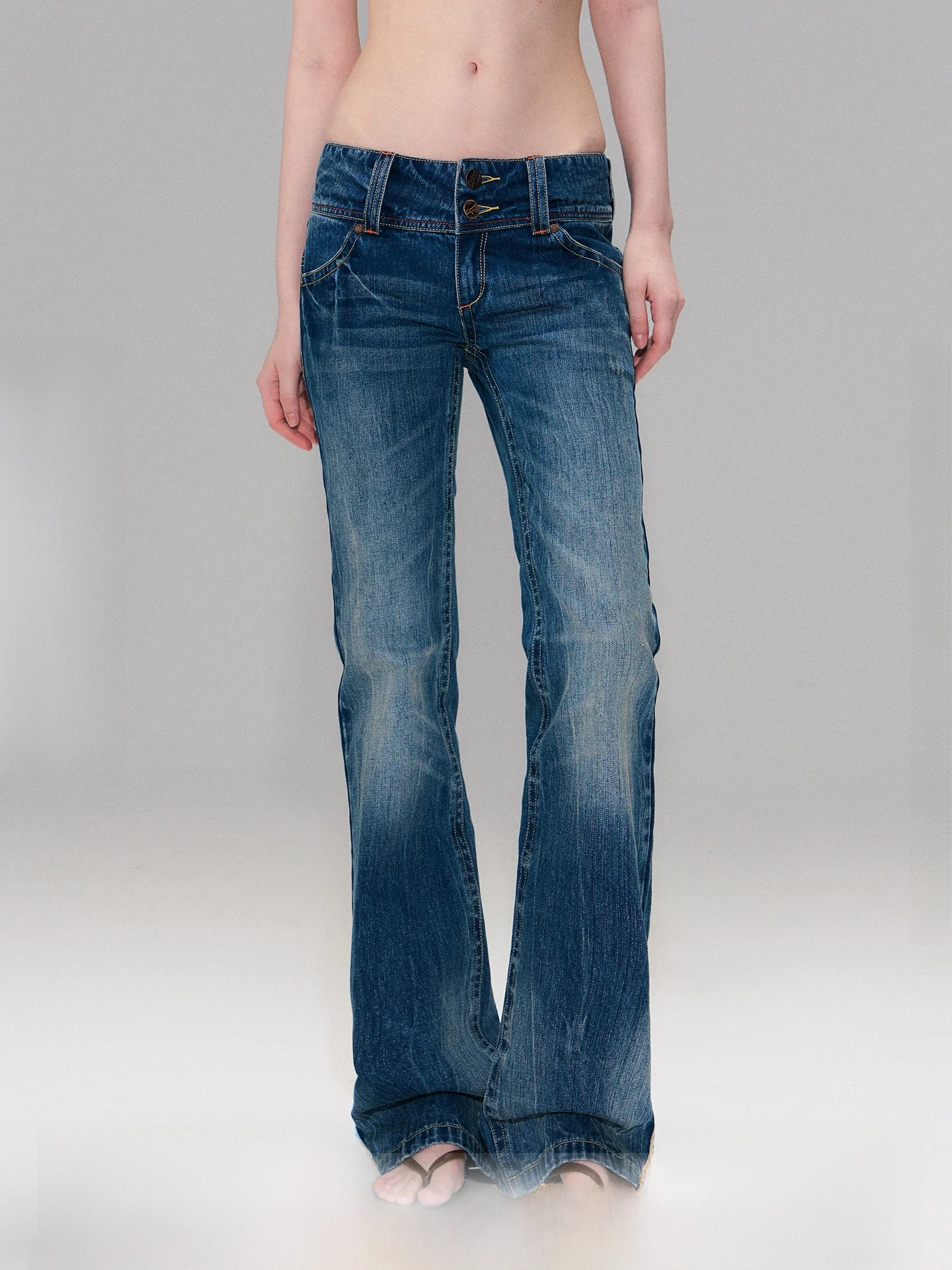 

Hand-Washed Color Distressed Low-Waist Slimming Micro Flare Denim Jeans for Women Casual Style Cotton Fabric All Seasons