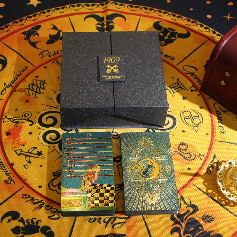 2024 Hot Sale Luxury High-end Open Type Gift Box Tarot Waterproof PET Material Laser Process Playing Card