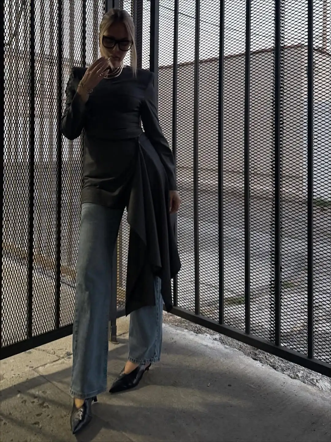 فستان قصير بحاشية غير منتظمة يوميًا فساتين قصيرة للسيدات بأكمام طويلة وخصر قصير للنساء فساتين غير رسمية للتنقل في الشارع #6