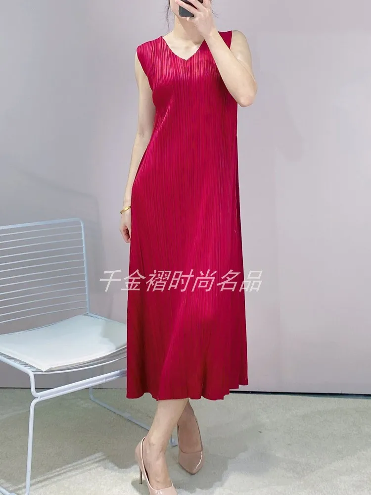 

HOT SELLING Miyake fold v-neck Sleeveless All-match lacing solid A-Line Dress IN STOCK