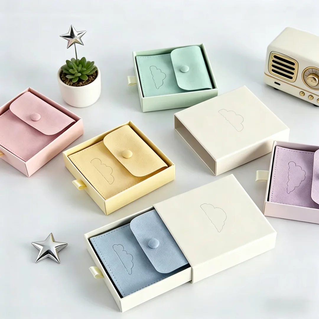 

100Pcs Custom Logo 8x8x2.5cm Snap Microfiber Jewelry Pouch Necklace Pendant Container Storage Bag Travel Organizer Drawer Boxes