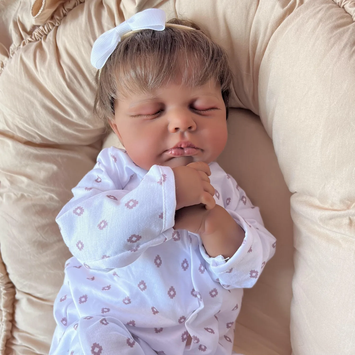 48 CM Slapende Reborn Babypop voor Meisjes met 3D Huid, Levensechte Vinyl Ledematen en Stoffen Lichaam, 18 Inch Realistisch Handgemaakt Speelgoed