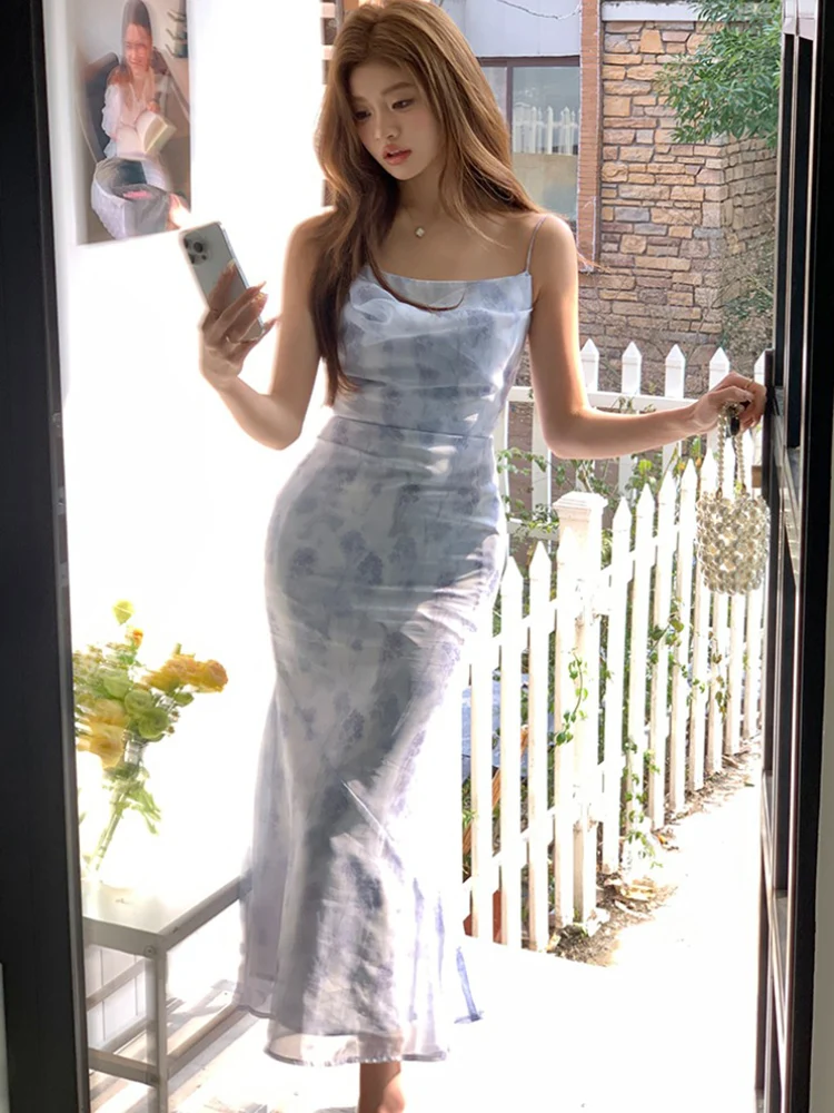 

2025 Blue Print Chiffon Sling Sexy Long Dress Women Pleated Bodycon Ruffled Dress Summer New Korean Fashion Chic One Piece Dress