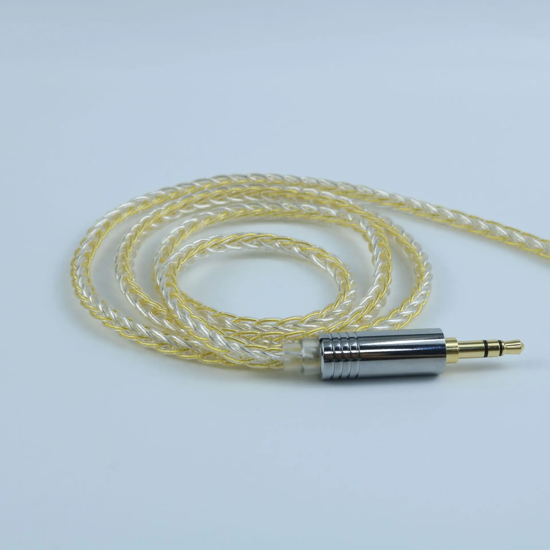 ใหม่ HiFi หูฟังอัพเกรดสาย 24K Gold-Plated Double-Layer ชุบลวด 7N OCC Silver-Plated 8 แกน IEM สาย 4 มม.2Pin