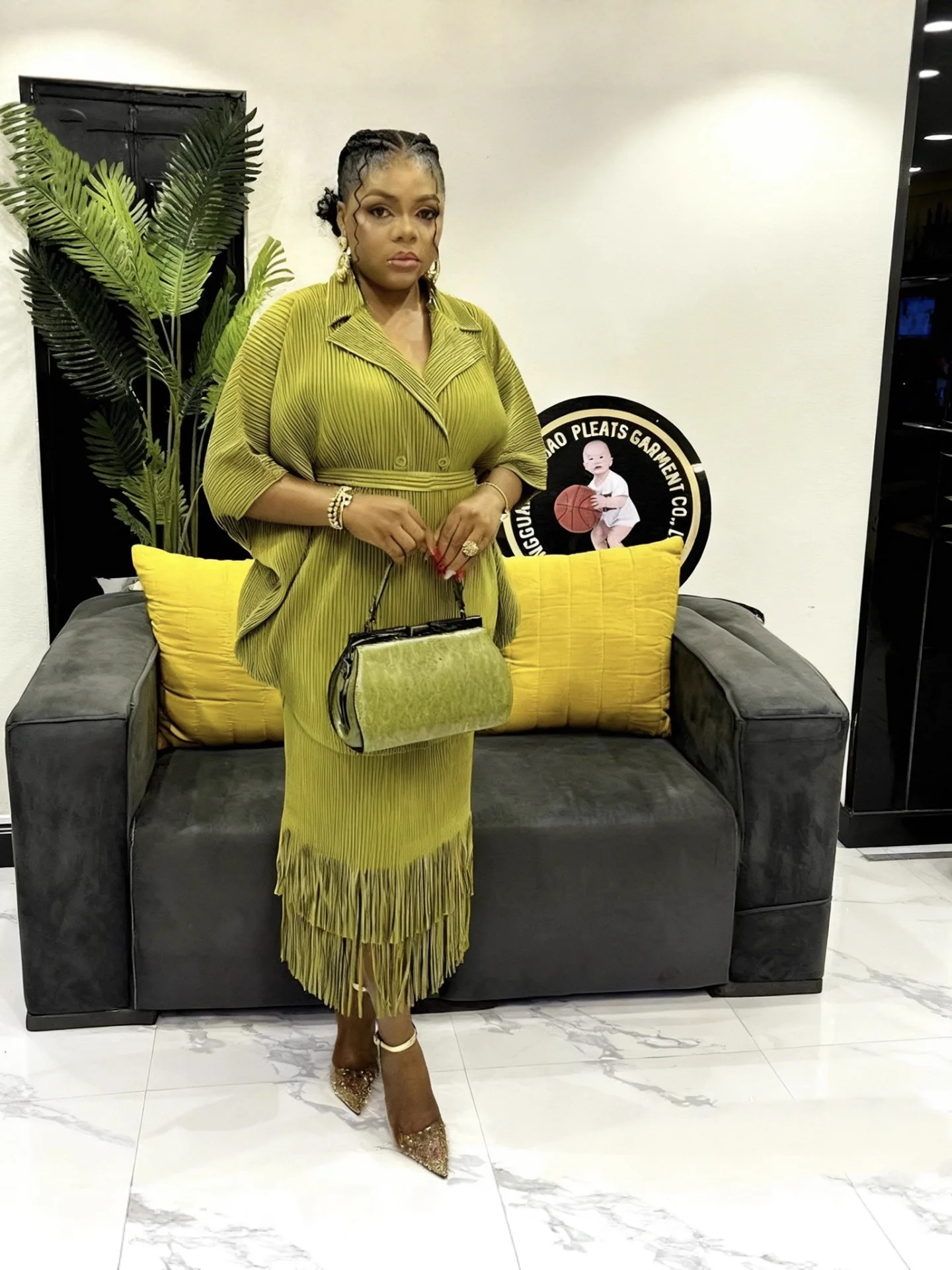 Miyaki Three-Piece Pleated Tassel Skirt Set, Tassel Cross-Border Plus-Size Casual Suit, Elegant Socialite Style, Foreign Trade Belt, Slim Fit, Slimming, Party Wear