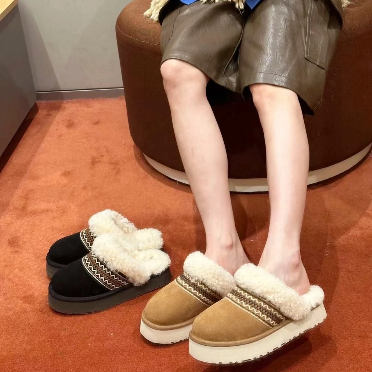 

Warm Lamb Fur Snow Boots Thi Bot Anti-Slip Cotton Slippers Women's Winter oes Comfortable Plu Slippers Korean Sle