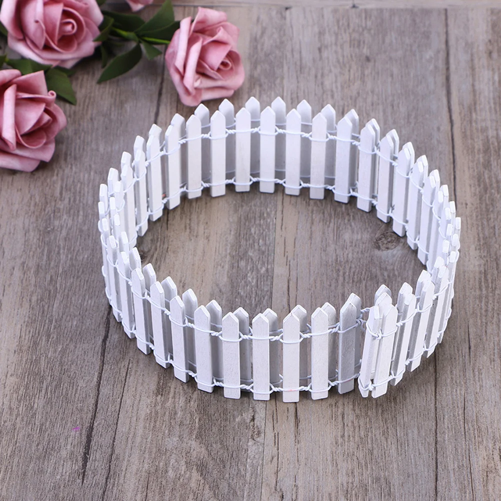 

2Pcs Mini Garden Fences Exquisite Texture Realistic Appearance Miniature Projects Gift for Craft Lovers Mini Garden Fence